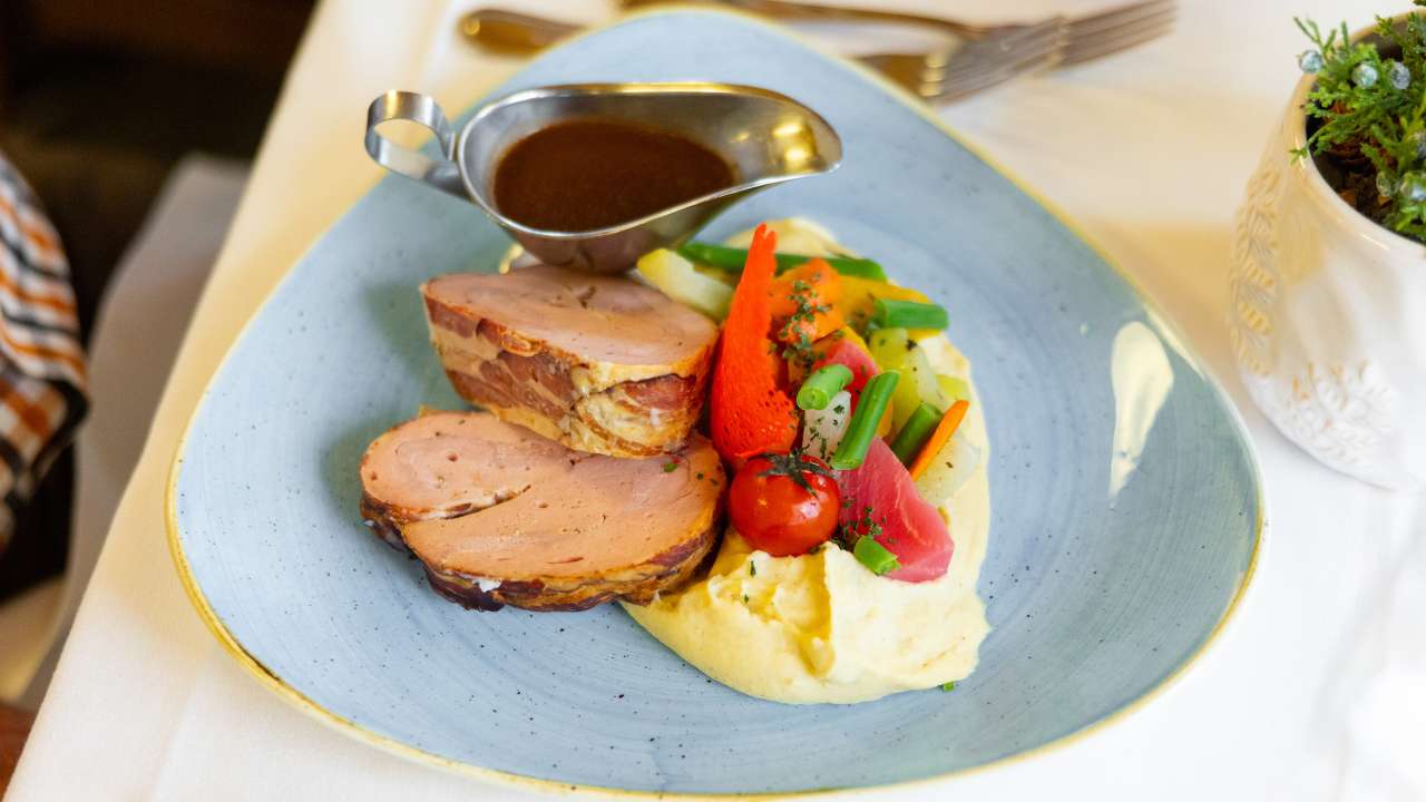 «e khöörigi Güeti»