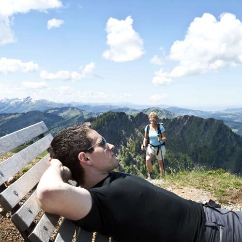 «luege, gnüsse ond uftanke»